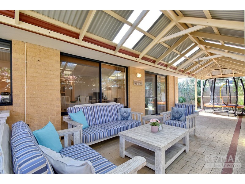 12 Crofton Cove, Mindarie WA 6030