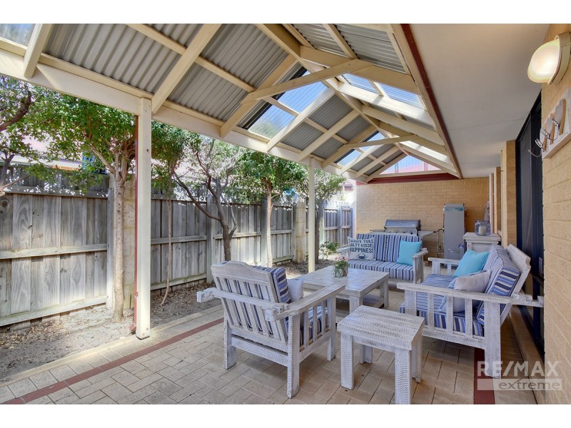 12 Crofton Cove, Mindarie WA 6030