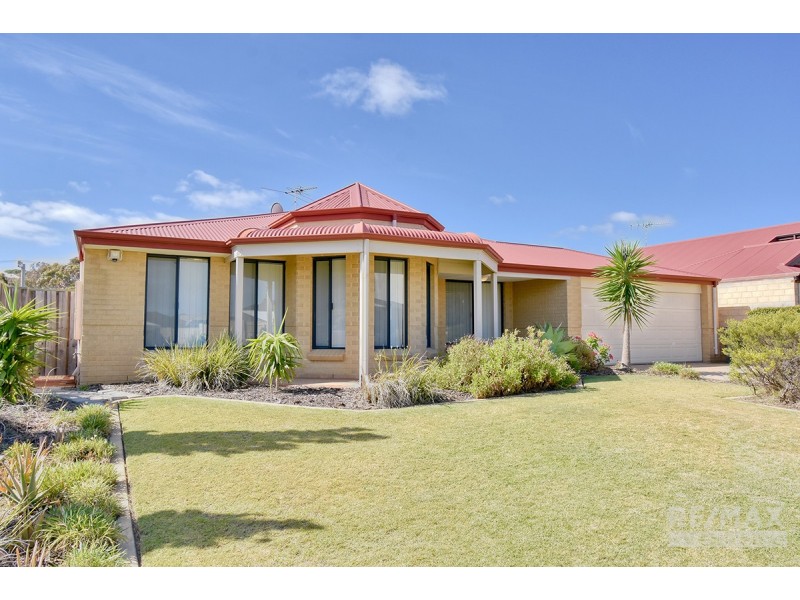 12 Crofton Cove, Mindarie WA 6030