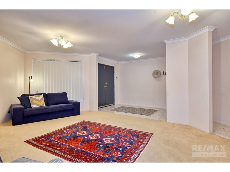 12 Crofton Cove, Mindarie WA 6030