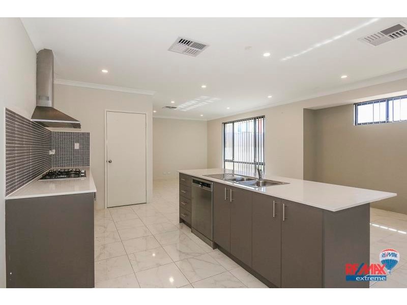 12 Tawny Way, Alkimos WA 6038