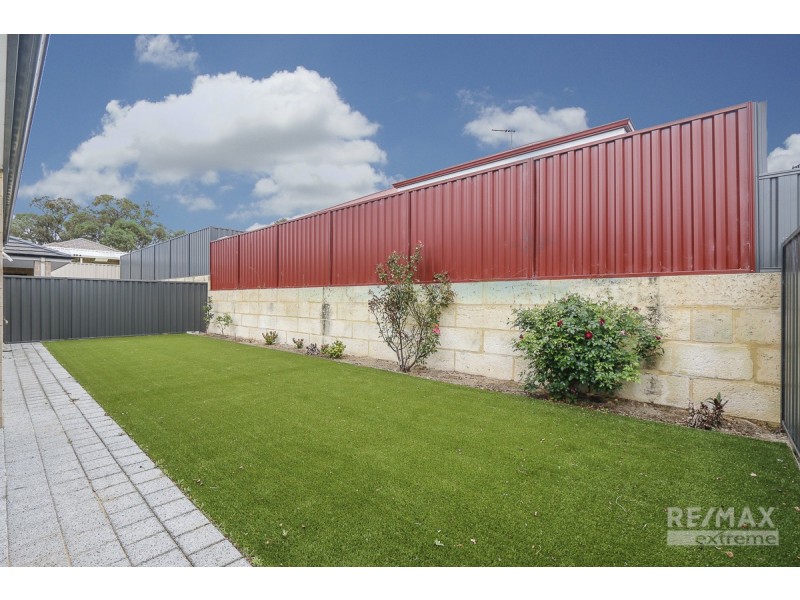 54 Cabernet Loop, Pearsall WA 6065