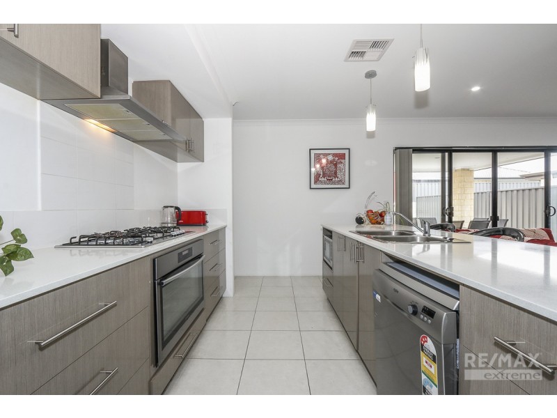 54 Cabernet Loop, Pearsall WA 6065