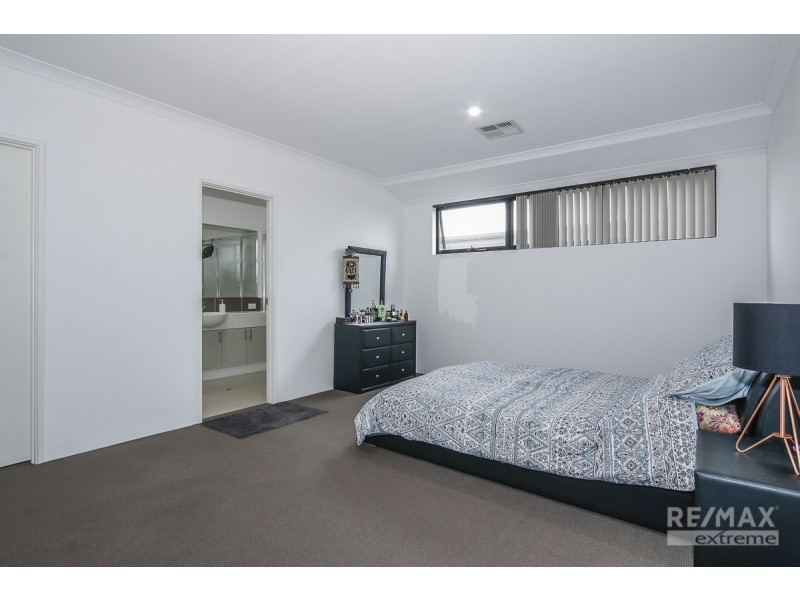 54 Cabernet Loop, Pearsall WA 6065