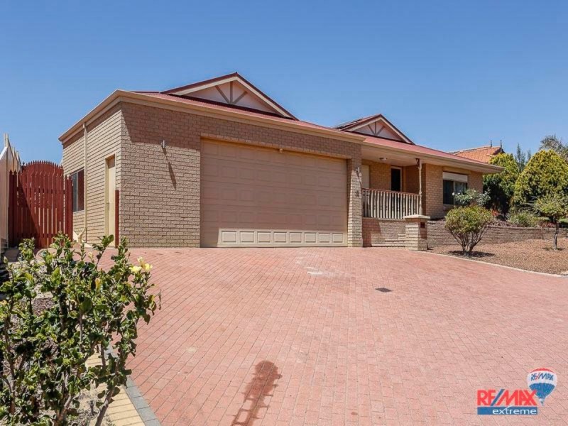 15 Greenock Gardens, Kinross WA 6028