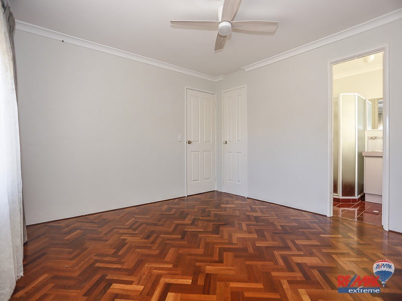 15 Greenock Gardens, Kinross WA 6028