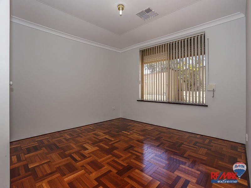 15 Greenock Gardens, Kinross WA 6028