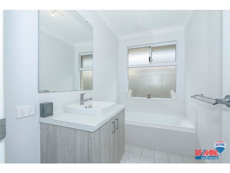 23 Persian Street, Eglinton WA 6034