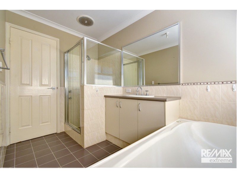 15 Agasse Way, Tapping WA 6065