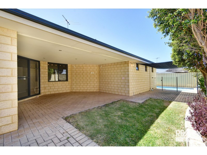 15 Agasse Way, Tapping WA 6065