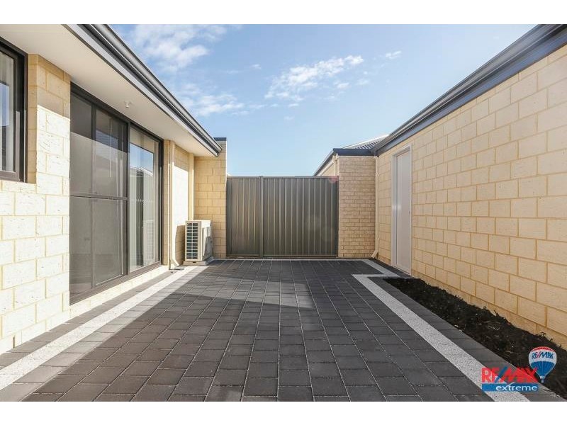 48 Aureate Way, Eglinton WA 6034