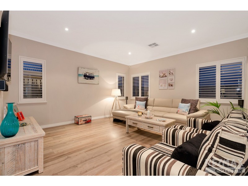 7 Auger Way, Alkimos WA 6038