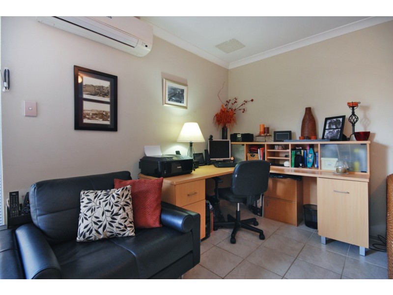 11 Pymore Crescent, Butler WA 6036