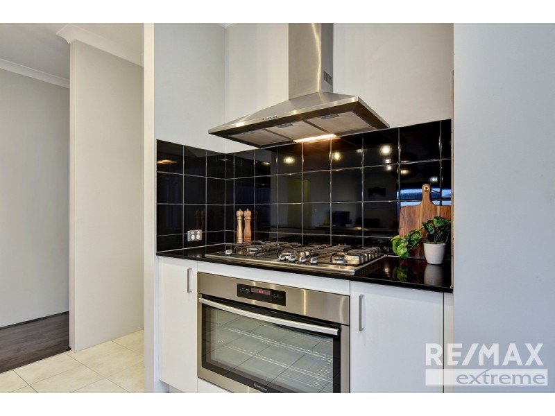 50 Fishbone Turn, Banksia Grove WA 6031