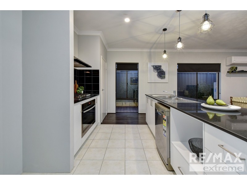 50 Fishbone Turn, Banksia Grove WA 6031