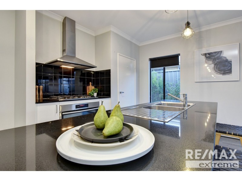 50 Fishbone Turn, Banksia Grove WA 6031