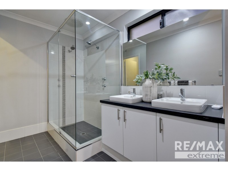 50 Fishbone Turn, Banksia Grove WA 6031