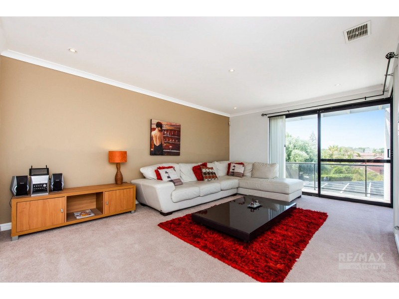 4 Jutland Rise, Ocean Reef WA 6027