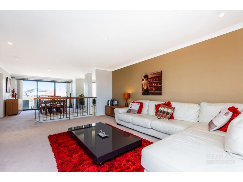 4 Jutland Rise, Ocean Reef WA 6027