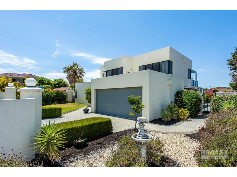 4 Jutland Rise, Ocean Reef WA 6027