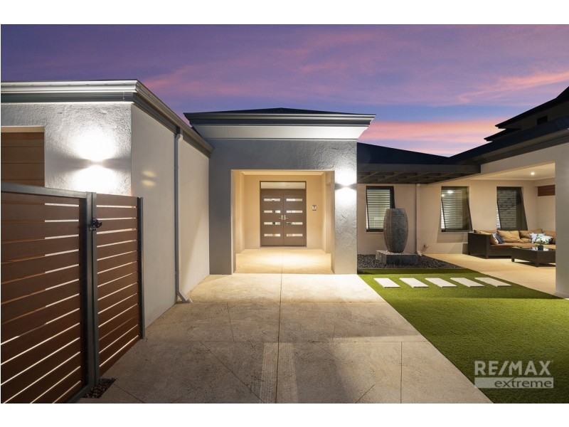 6 Yarmouth Road, Jindalee WA 6036