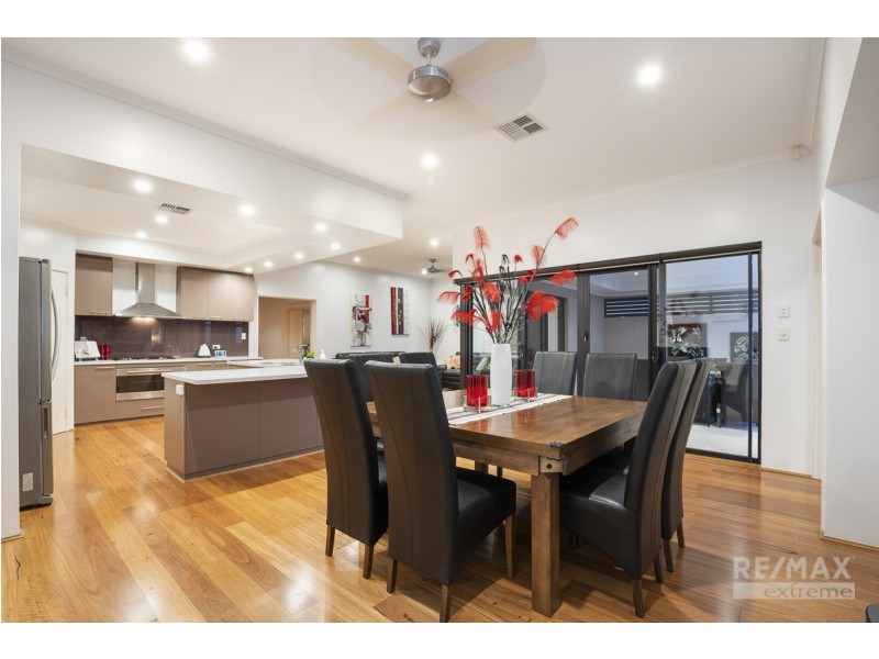 6 Yarmouth Road, Jindalee WA 6036