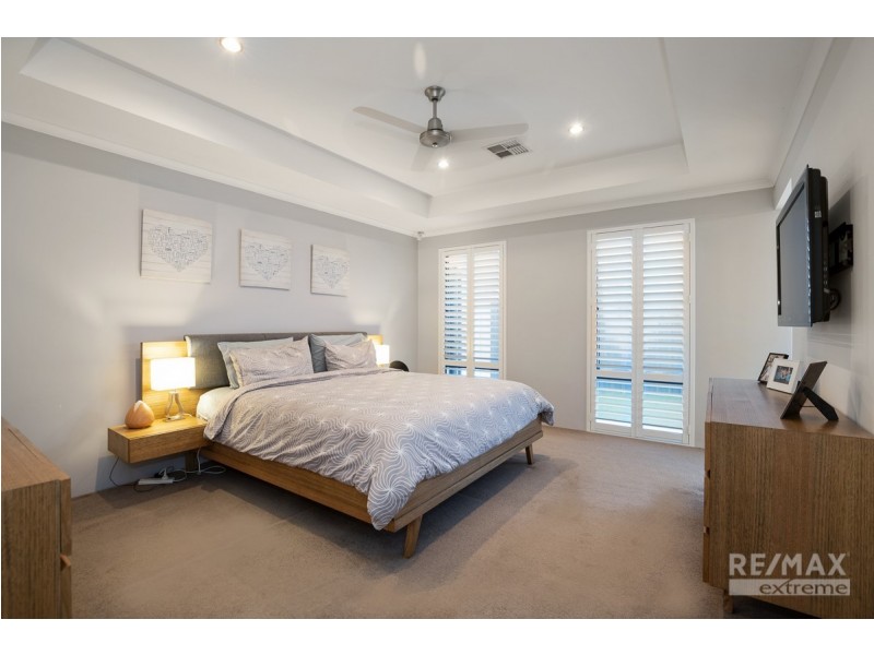 6 Yarmouth Road, Jindalee WA 6036