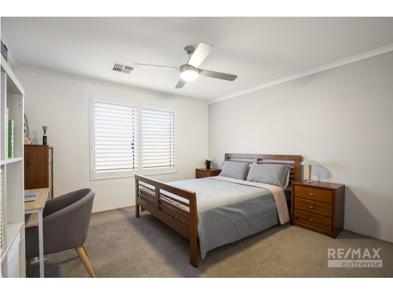 6 Yarmouth Road, Jindalee WA 6036