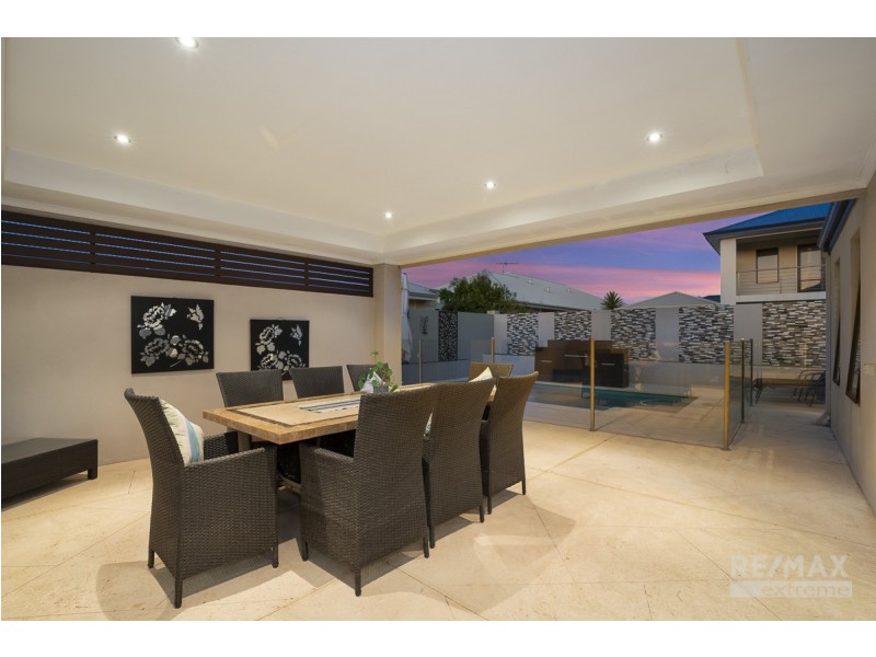 6 Yarmouth Road, Jindalee WA 6036