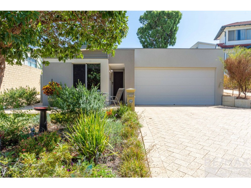 31A Bartlett Crescent, Karrinyup WA 6018