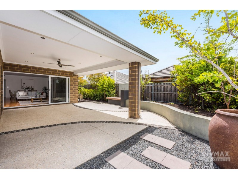 14 Adlington Way, The Vines WA 6069
