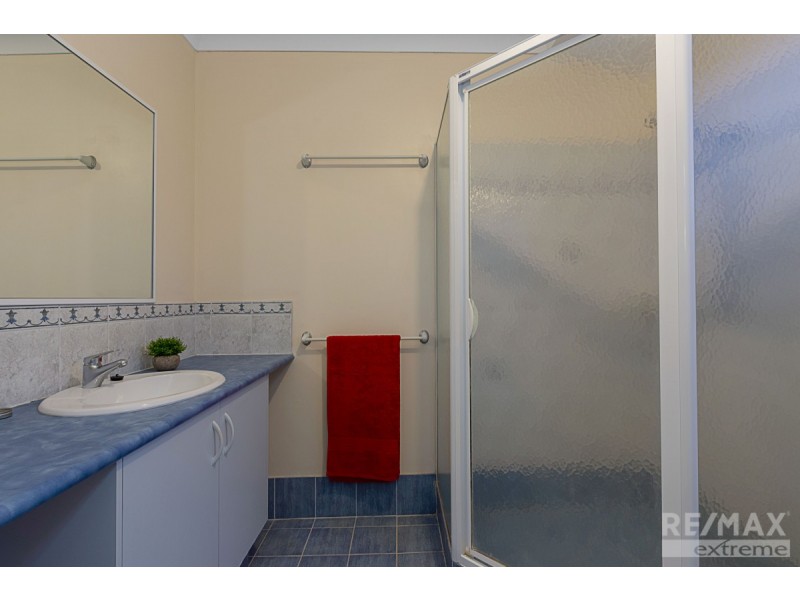 11 Thurleigh Approach, Butler WA 6036