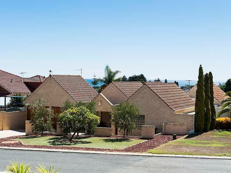104 Aristride Avenue, Kallaroo WA 6025