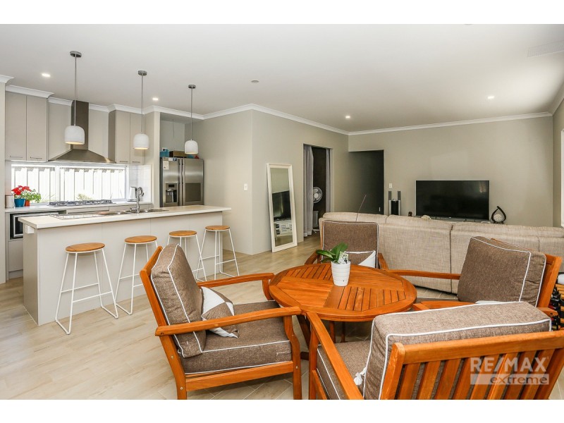 74 Trethowan Promenade, Alkimos WA 6038