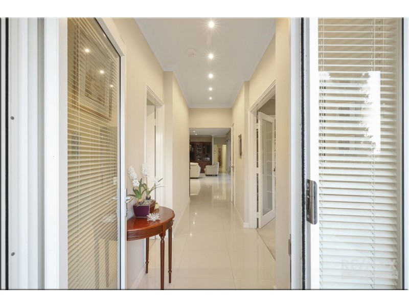 15 Hereford Bend, Butler WA 6036