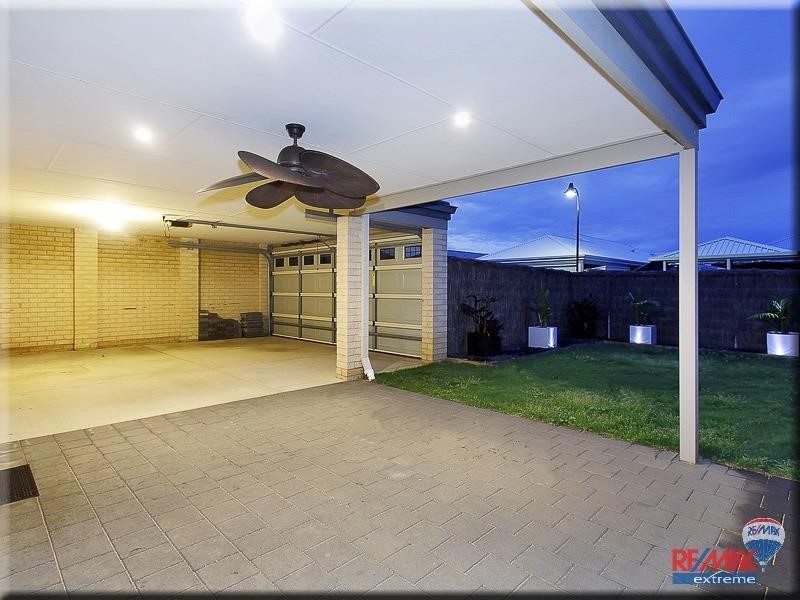 34 Finglas Meander, Butler WA 6036