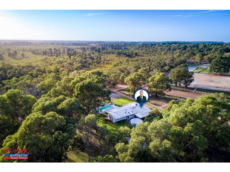 104 Greenvale Place, Mariginiup WA 6078