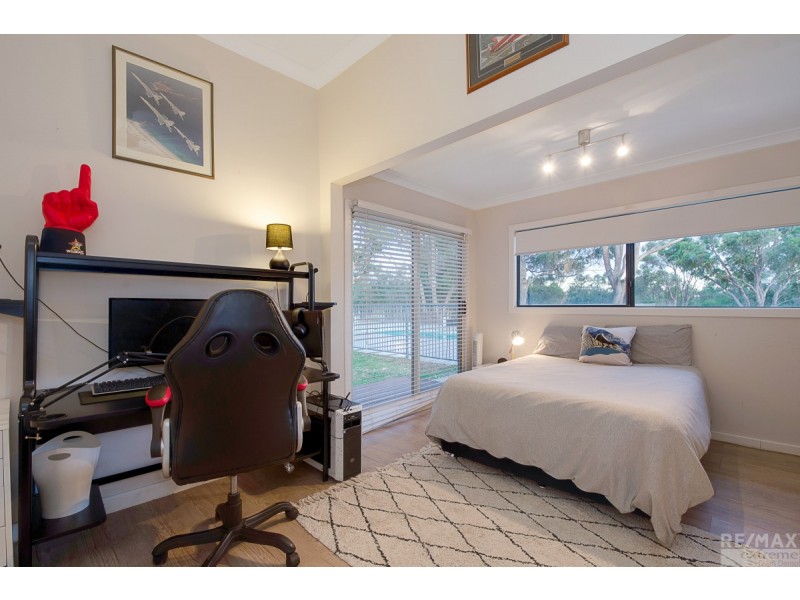 104 Greenvale Place, Mariginiup WA 6078