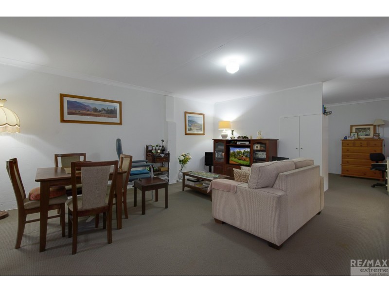 104 Greenvale Place, Mariginiup WA 6078