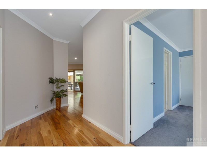 9 Triller Bend, Tapping WA 6065