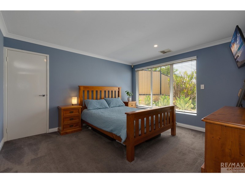 9 Triller Bend, Tapping WA 6065