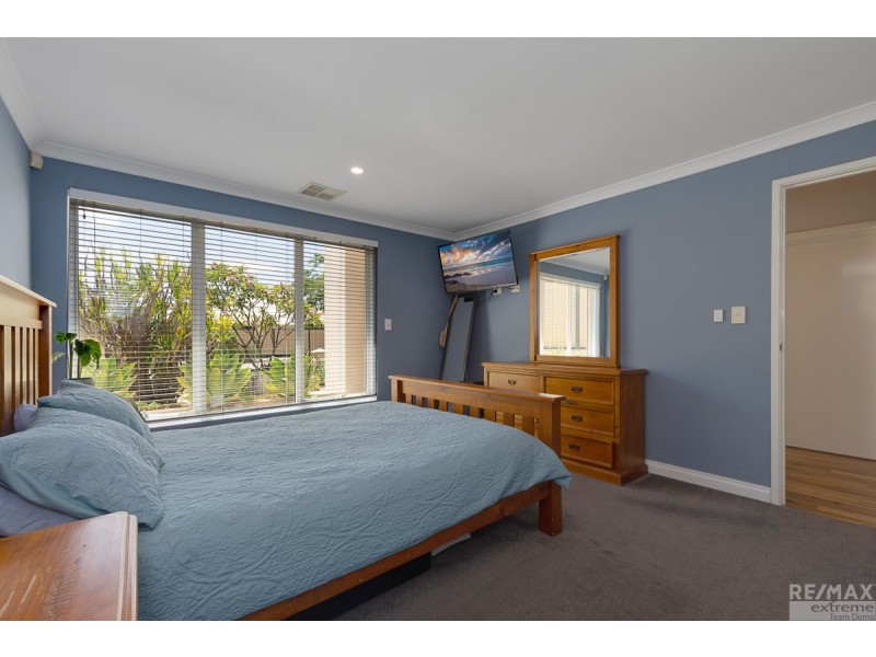 9 Triller Bend, Tapping WA 6065