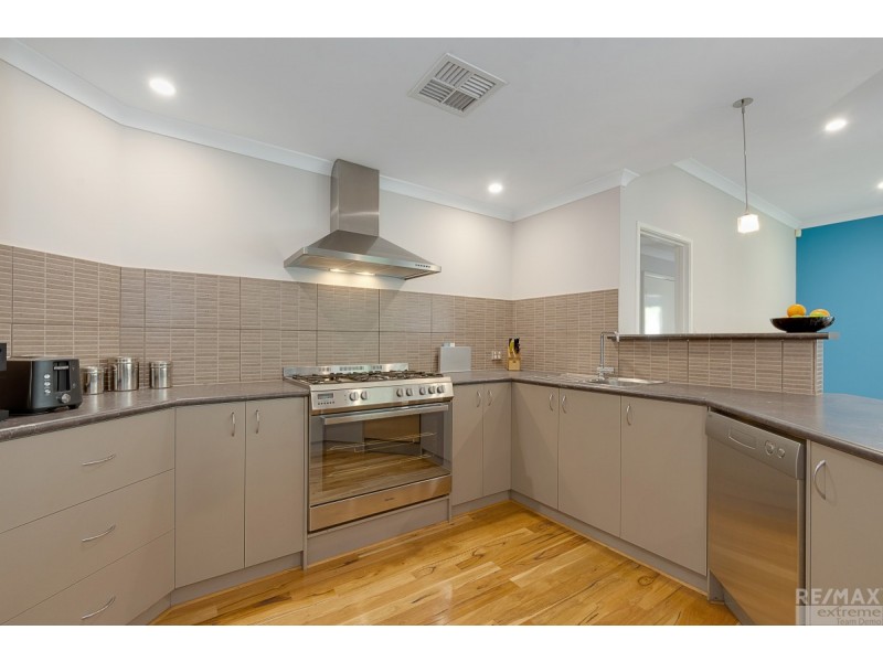 9 Triller Bend, Tapping WA 6065