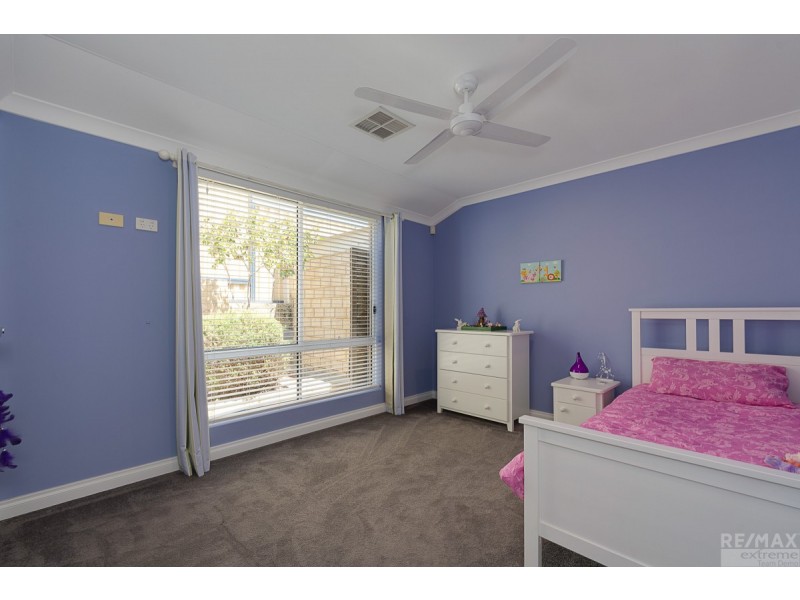 9 Triller Bend, Tapping WA 6065