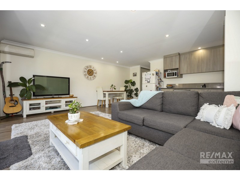 44 Pickering Gardens, Alkimos WA 6038