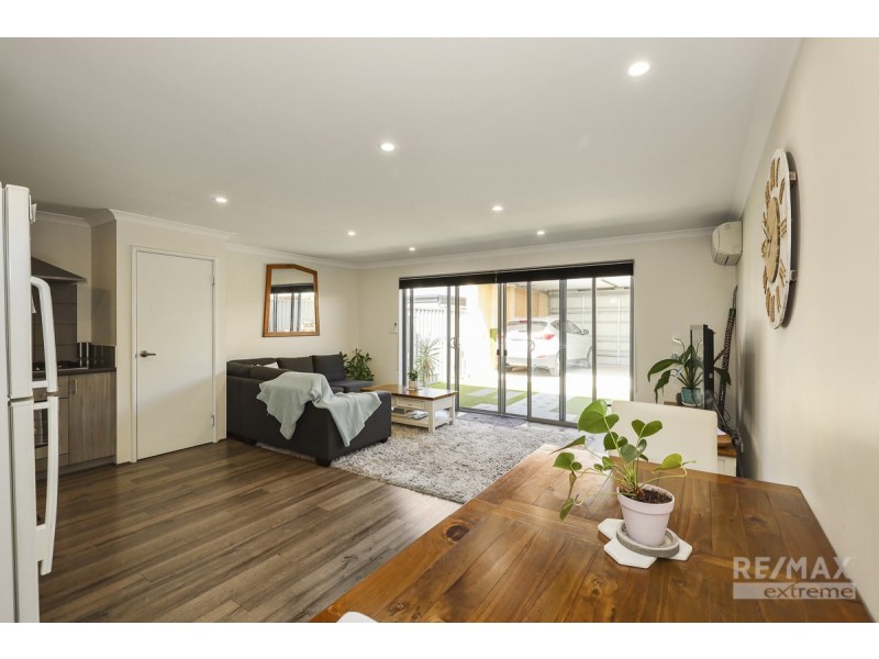 44 Pickering Gardens, Alkimos WA 6038