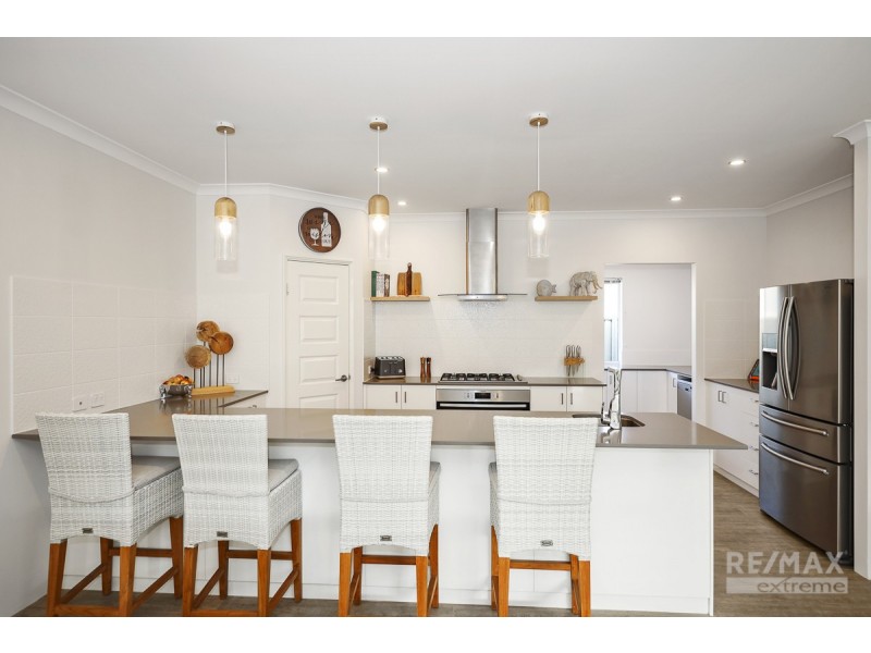 4 Celeste Street, Eglinton WA 6034