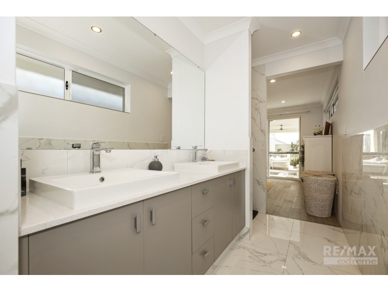 4 Celeste Street, Eglinton WA 6034