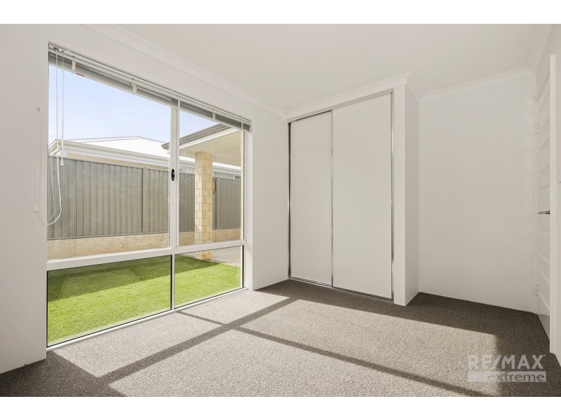 4 Celeste Street, Eglinton WA 6034