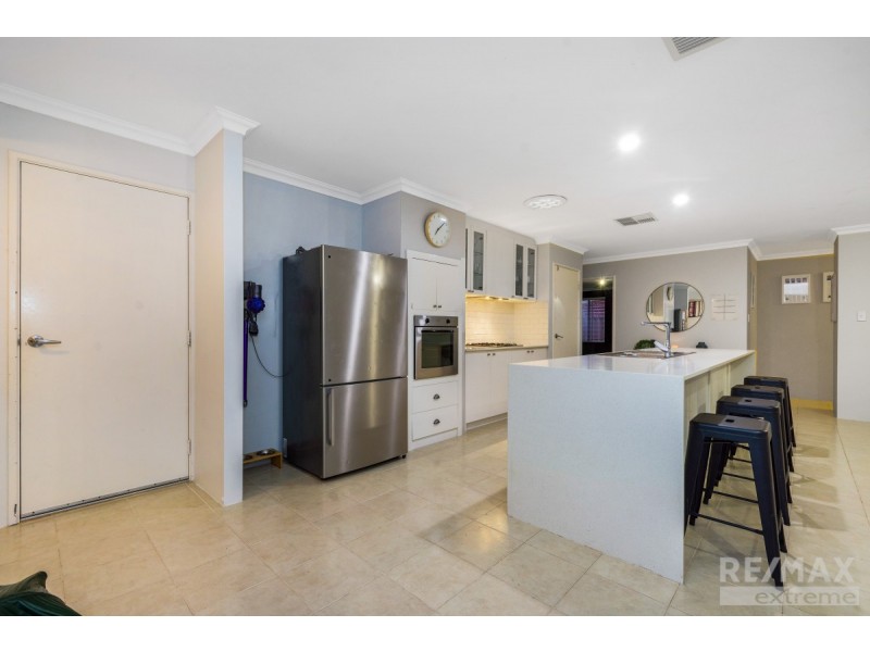 31 Fairbourne Approach, Butler WA 6036